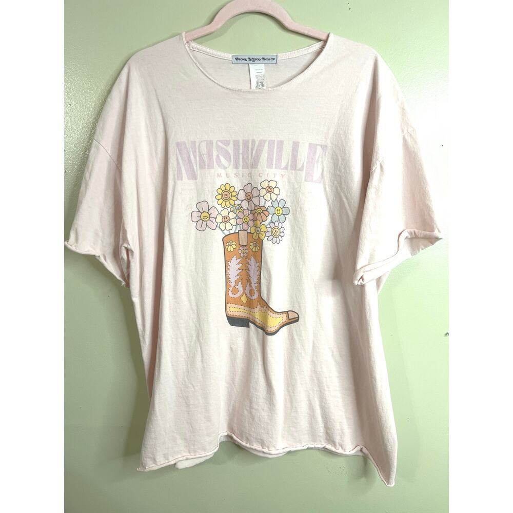 Bacon Lettuce Tomato ‘Nashville Music City’ T-shirt, size medium/ large